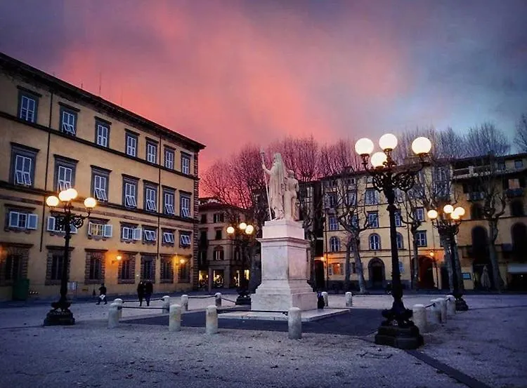 Piazza Napoleone Sweet Apartment Lucca 0*,