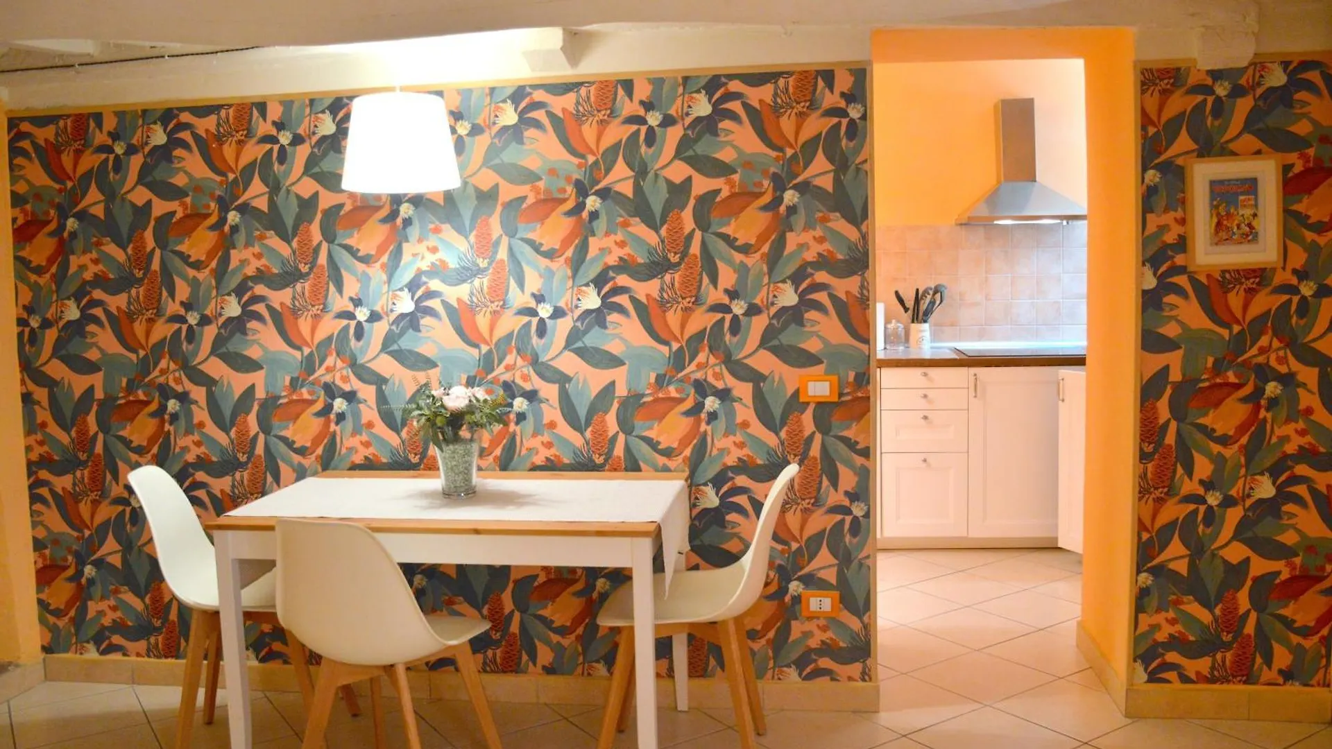 Piazza Napoleone Sweet Apartment Lucca Italy