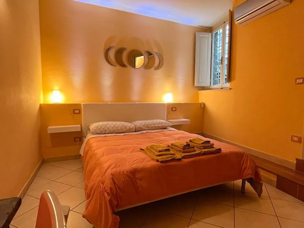 Piazza Napoleone Sweet Apartment Lucca