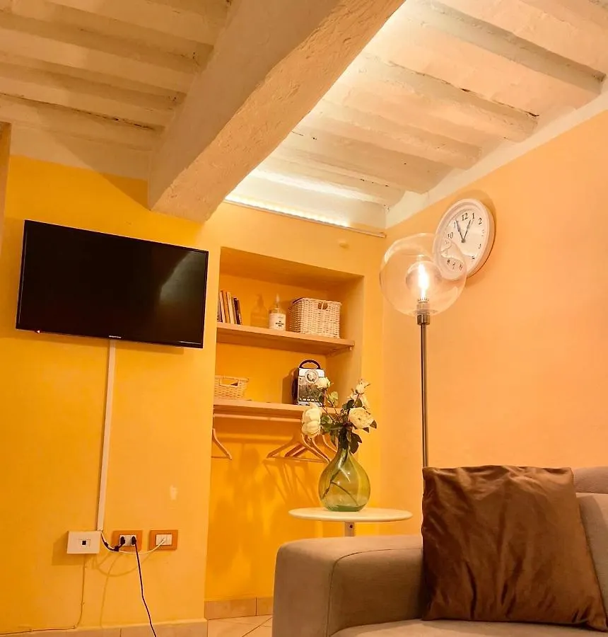 Piazza Napoleone Sweet Apartment Lucca