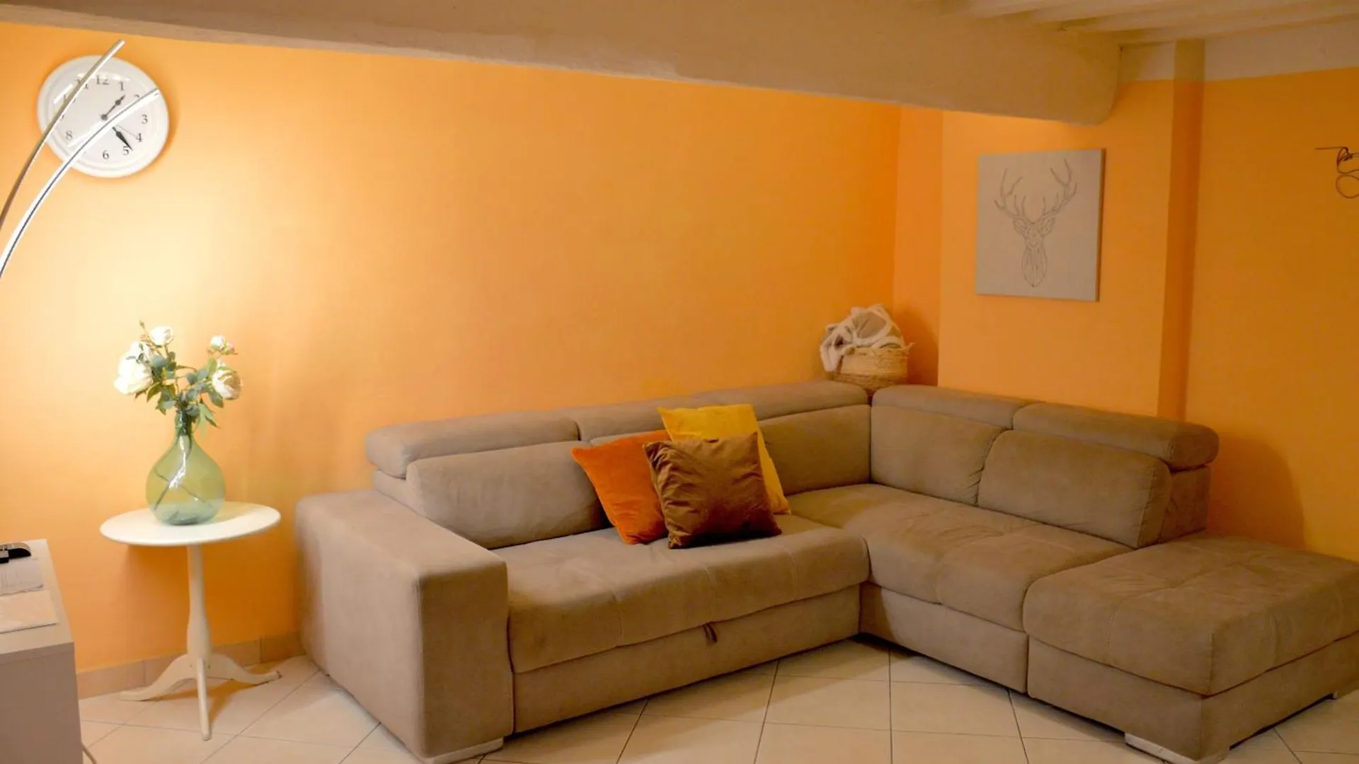 Piazza Napoleone Sweet Apartment Lucca Italy